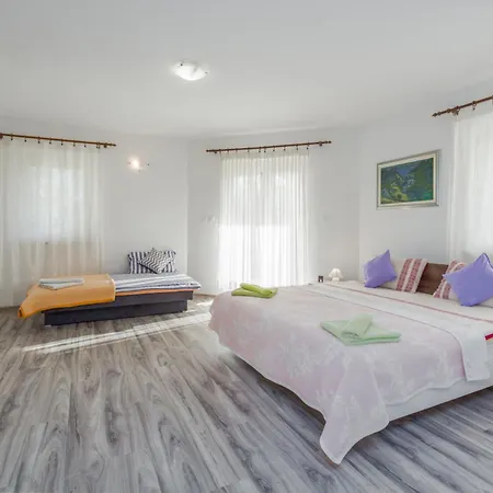 Natasa Apartment Vrsar